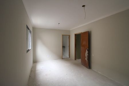 Casa à venda com 130m², 2 quartos e 2 vagas Casa à venda com 130m², 2 quartos e 2 vagasQuarto Suíte
