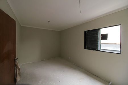 Casa à venda com 130m², 2 quartos e 2 vagas Casa à venda com 130m², 2 quartos e 2 vagasQuarto Suíte