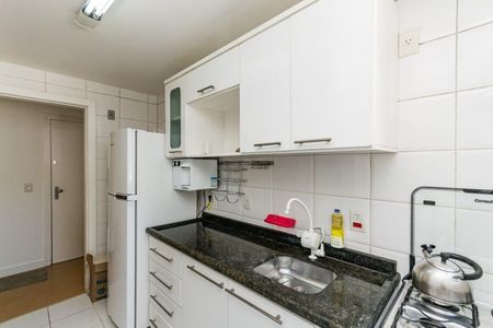 Cozinha  de apartamento para alugar com 1 quarto, 48m² em Bom Fim, Porto Alegre