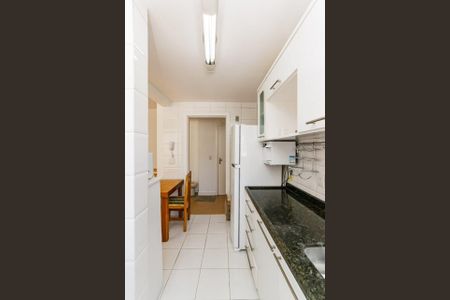 Cozinha  de apartamento para alugar com 1 quarto, 48m² em Bom Fim, Porto Alegre