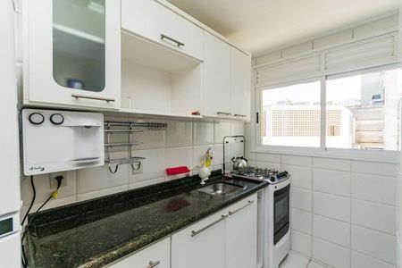 Cozinha  de apartamento para alugar com 1 quarto, 48m² em Bom Fim, Porto Alegre