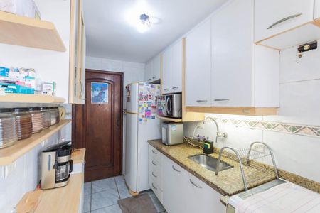 Apartamento à venda com 110m², 3 quartos e 2 vagasCozinha