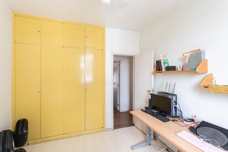 Apartamento à venda com 110m², 3 quartos e 2 vagasQuarto 2
