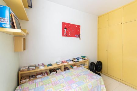 Apartamento à venda com 110m², 3 quartos e 2 vagasQuarto 2
