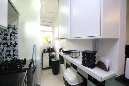 Apartamento para alugar com 65m², 2 quartos e 2 vagasCozinha