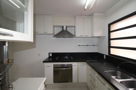 Apartamento para alugar com 200m², 4 quartos e 2 vagasCozinha