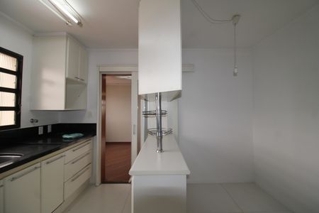 Apartamento para alugar com 200m², 4 quartos e 2 vagasCozinha