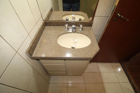 Apartamento para alugar com 200m², 4 quartos e 2 vagasBanheiro 2