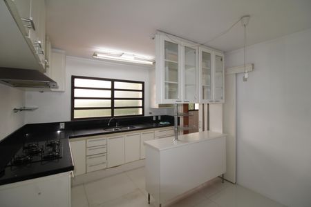 Apartamento para alugar com 200m², 4 quartos e 2 vagasCozinha