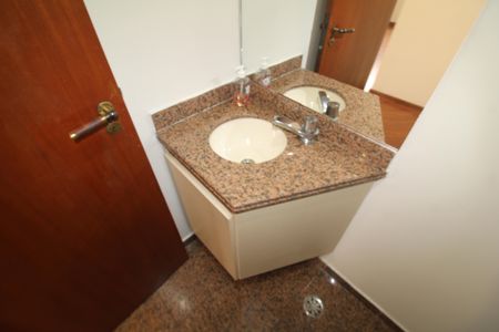 Apartamento para alugar com 200m², 4 quartos e 2 vagasLavabo 2