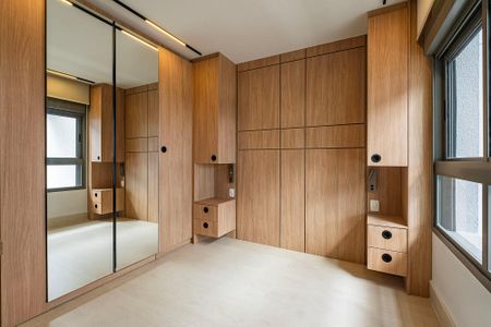 Suíte 1 de apartamento à venda com 2 quartos, 71m² em Pinheiros, São Paulo