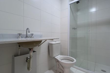 Banheiro da Suíte de apartamento para alugar com 2 quartos, 66m² em Picanço, Guarulhos