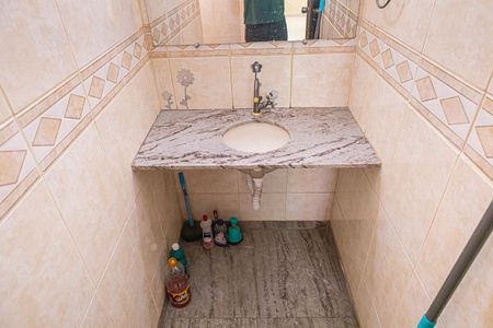 Casa à venda com 307m², 11 quartos e 1 vaga Casa à venda com 307m², 11 quartos e 1 vagasuite