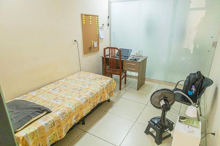 Casa à venda com 307m², 11 quartos e 1 vaga Casa à venda com 307m², 11 quartos e 1 vagaQuarto 1/ suite