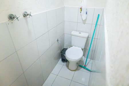 Casa à venda com 307m², 11 quartos e 1 vaga Casa à venda com 307m², 11 quartos e 1 vagaBanheiro