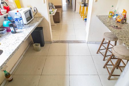 Casa à venda com 307m², 11 quartos e 1 vaga Casa à venda com 307m², 11 quartos e 1 vagaCozinha