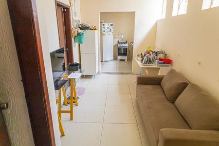 Sala de casa à venda com 11 quartos, 307m² em São José, Belo Horizonte