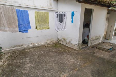 Casa à venda com 307m², 11 quartos e 1 vaga Casa à venda com 307m², 11 quartos e 1 vagaArea externa