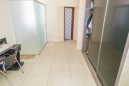 Casa à venda com 307m², 11 quartos e 1 vaga Casa à venda com 307m², 11 quartos e 1 vagaQuarto 2/ suite