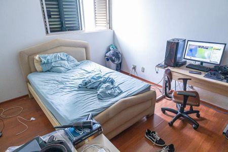 Casa à venda com 307m², 11 quartos e 1 vaga Casa à venda com 307m², 11 quartos e 1 vagaQuarto 10/ suite