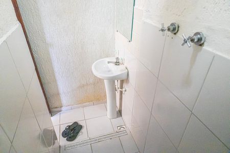 Casa à venda com 307m², 11 quartos e 1 vaga Casa à venda com 307m², 11 quartos e 1 vagaBanheiro