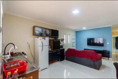 Casa à venda com 196m², 3 quartos e 2 vagasCozinha