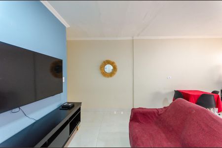 Casa à venda com 196m², 3 quartos e 2 vagasSala