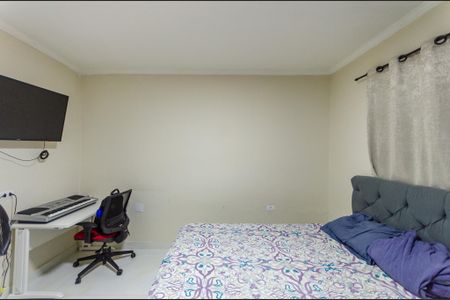 Casa à venda com 196m², 3 quartos e 2 vagasSuíte 2