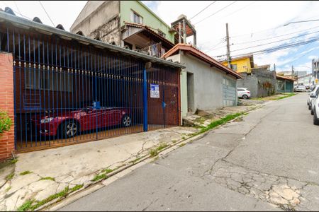Casa à venda com 196m², 3 quartos e 2 vagasFachada