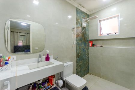 Casa à venda com 196m², 3 quartos e 2 vagasSuíte 2 - Banheiro