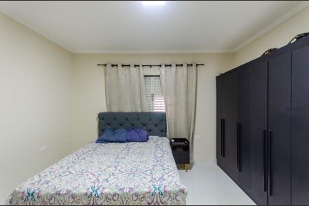 Casa à venda com 196m², 3 quartos e 2 vagasSuíte 2