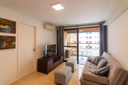 Sala de apartamento para alugar com 1 quarto, 43m² em Vila Nova Conceição, São Paulo