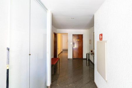 Apartamento à venda com 86m², 2 quartos e 1 vagaHall