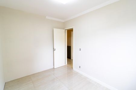 Apartamento para alugar com 71m², 3 quartos e 1 vagaQuarto 2