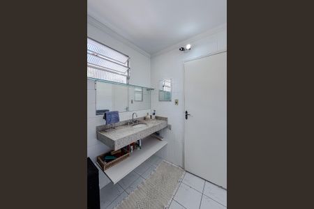 Casa para alugar com 87m², 3 quartos e 1 vaga Casa para alugar com 87m², 3 quartos e 1 vagaBanheiro