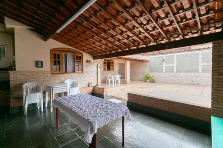 Casa à venda com 360m², 3 quartos e 8 vagas