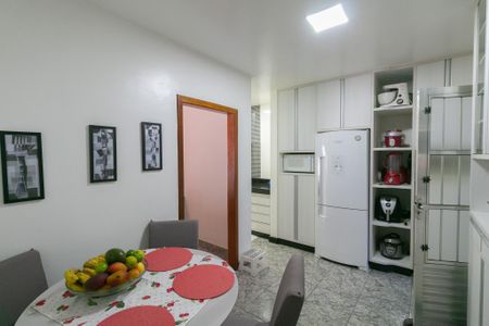 Casa à venda com 360m², 3 quartos e 8 vagas