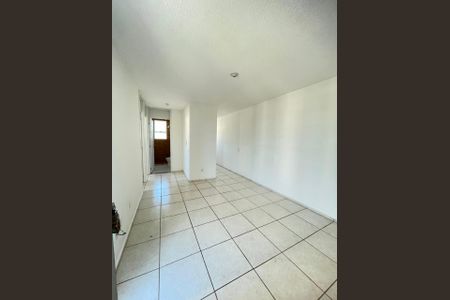 Sala de apartamento para alugar com 2 quartos, 43m² em Campo Grande, Rio de Janeiro