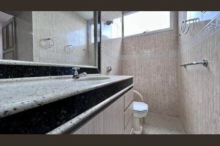 Apartamento para alugar com 180m², 4 quartos e 1 vagabanho