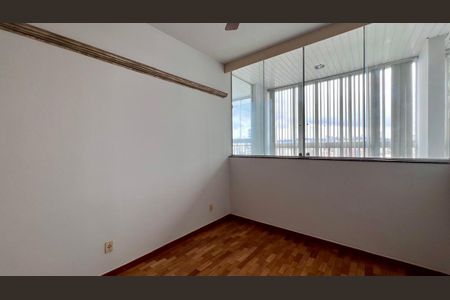 Apartamento para alugar com 180m², 4 quartos e 1 vagaquarto 