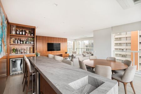 Apartamento à venda com 2 quartos, 155m² em Vila Olímpia, São Paulo