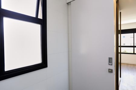 Banheiro da Suíte de apartamento para alugar com 2 quartos, 65m² em Lourdes, Belo Horizonte