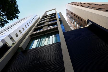 Apartamento para alugar com 65m², 2 quartos e 2 vagasFachada