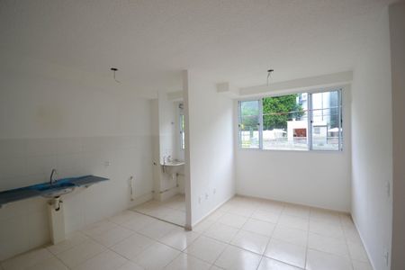 Sala de apartamento para alugar com 2 quartos, 48m² em Jardim Alvorada, Nova Iguaçu