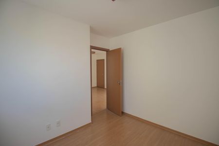 Quarto 2 de apartamento para alugar com 2 quartos, 45m² em Barro Vermelho, São Gonçalo