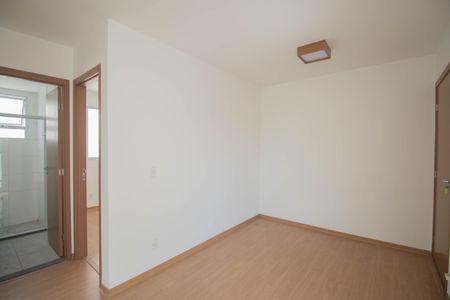 Sala de apartamento para alugar com 2 quartos, 45m² em Barro Vermelho, São Gonçalo