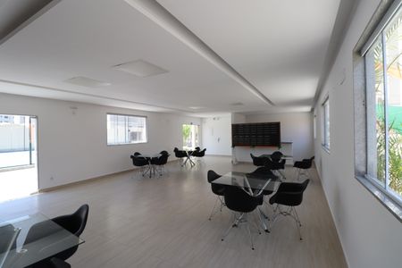 Apartamento para alugar com 45m², 2 quartos e 1 vagaÁrea comum - Salão de festas