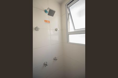 Apartamento para alugar com 45m², 2 quartos e 1 vaga Apartamento para alugar com 45m², 2 quartos e 1 vagaBanheiro