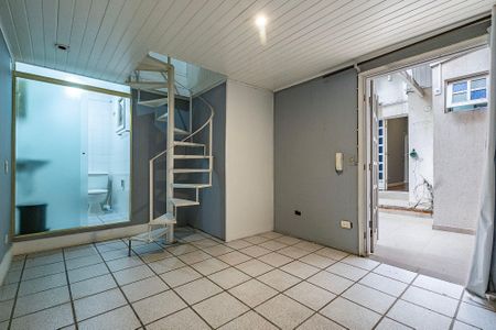 Apartamento à venda com 83m², 2 quartos e sem vaga Apartamento à venda com 83m², 2 quartos e sem vagaEdícula - Sala