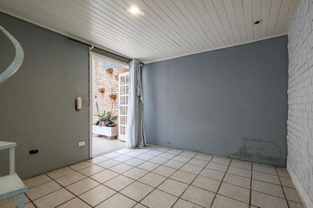 Apartamento à venda com 83m², 2 quartos e sem vaga Apartamento à venda com 83m², 2 quartos e sem vagaEdícula - Sala